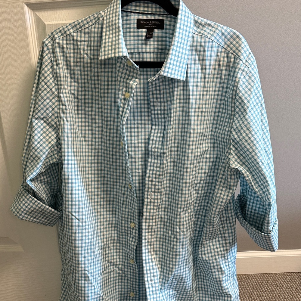 Banana Republic Men's Light Blue Plaid Shirt